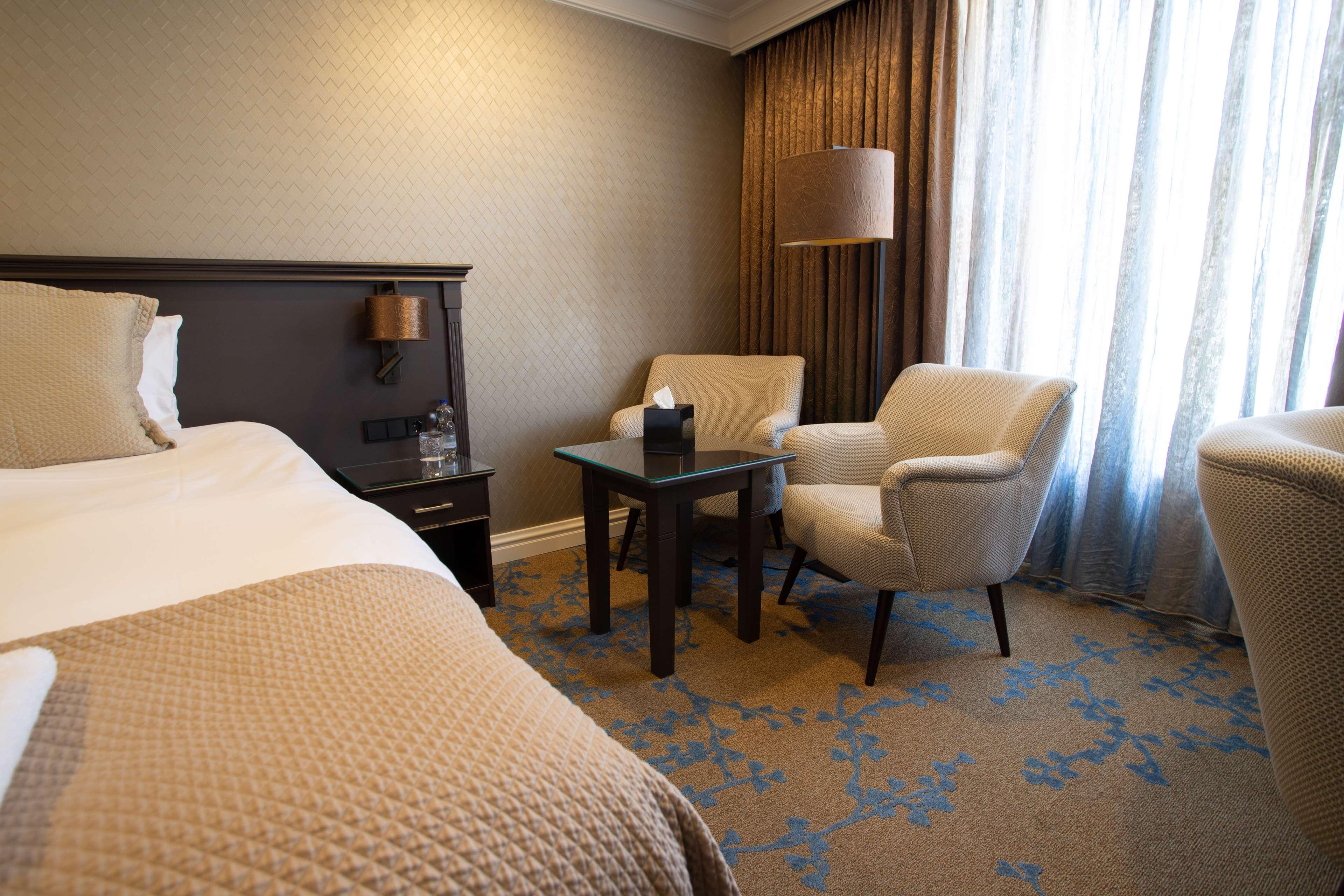 Good Seasons Hotel Den Bosch 's-Hertogenbosch  Bagian luar foto