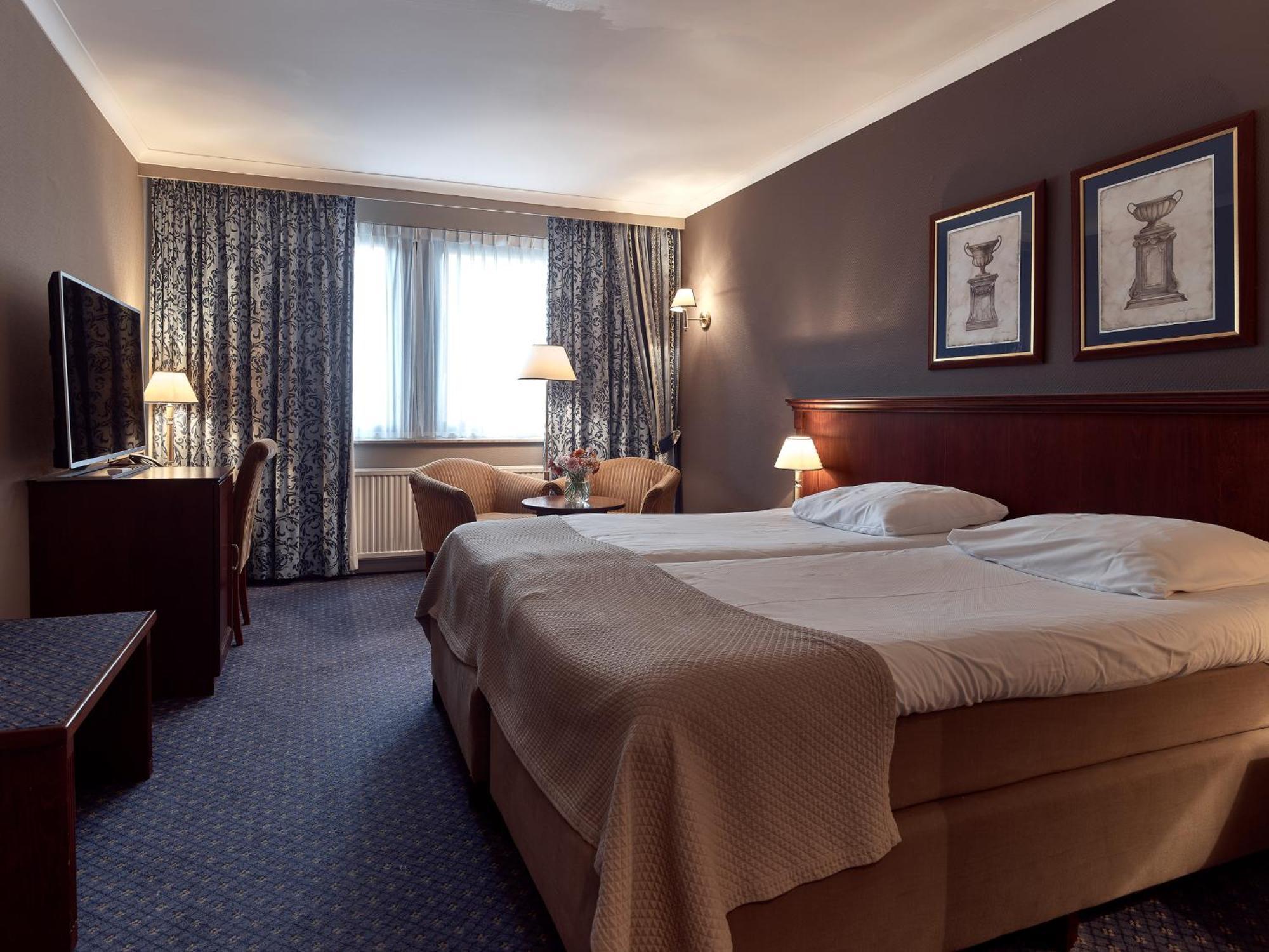 Good Seasons Hotel Den Bosch 's-Hertogenbosch  Bagian luar foto