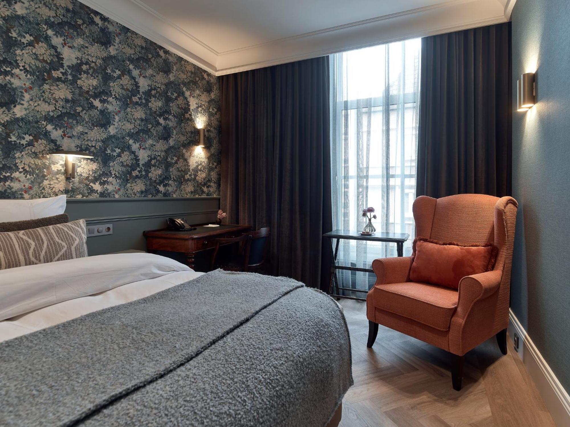 Good Seasons Hotel Den Bosch 's-Hertogenbosch  Bagian luar foto