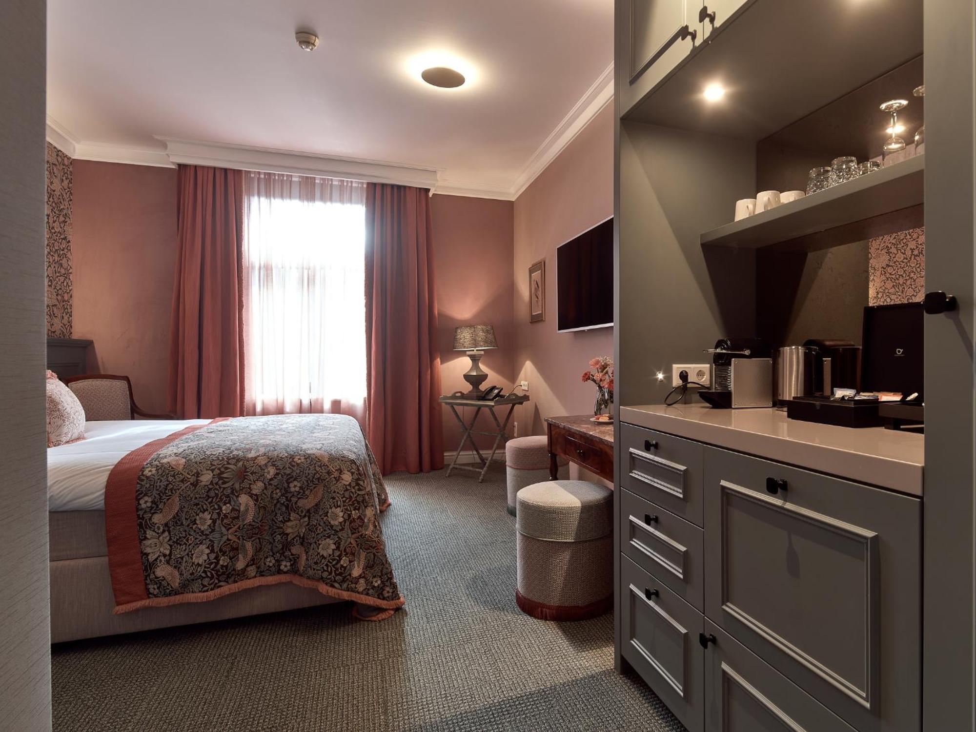 Good Seasons Hotel Den Bosch 's-Hertogenbosch  Bagian luar foto